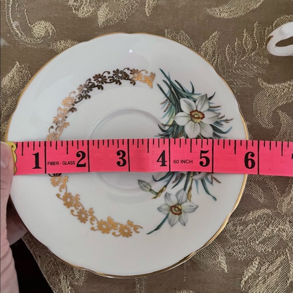 Vintage Hamilton Daisy Teacup & Saucer - Picture 10 of 11